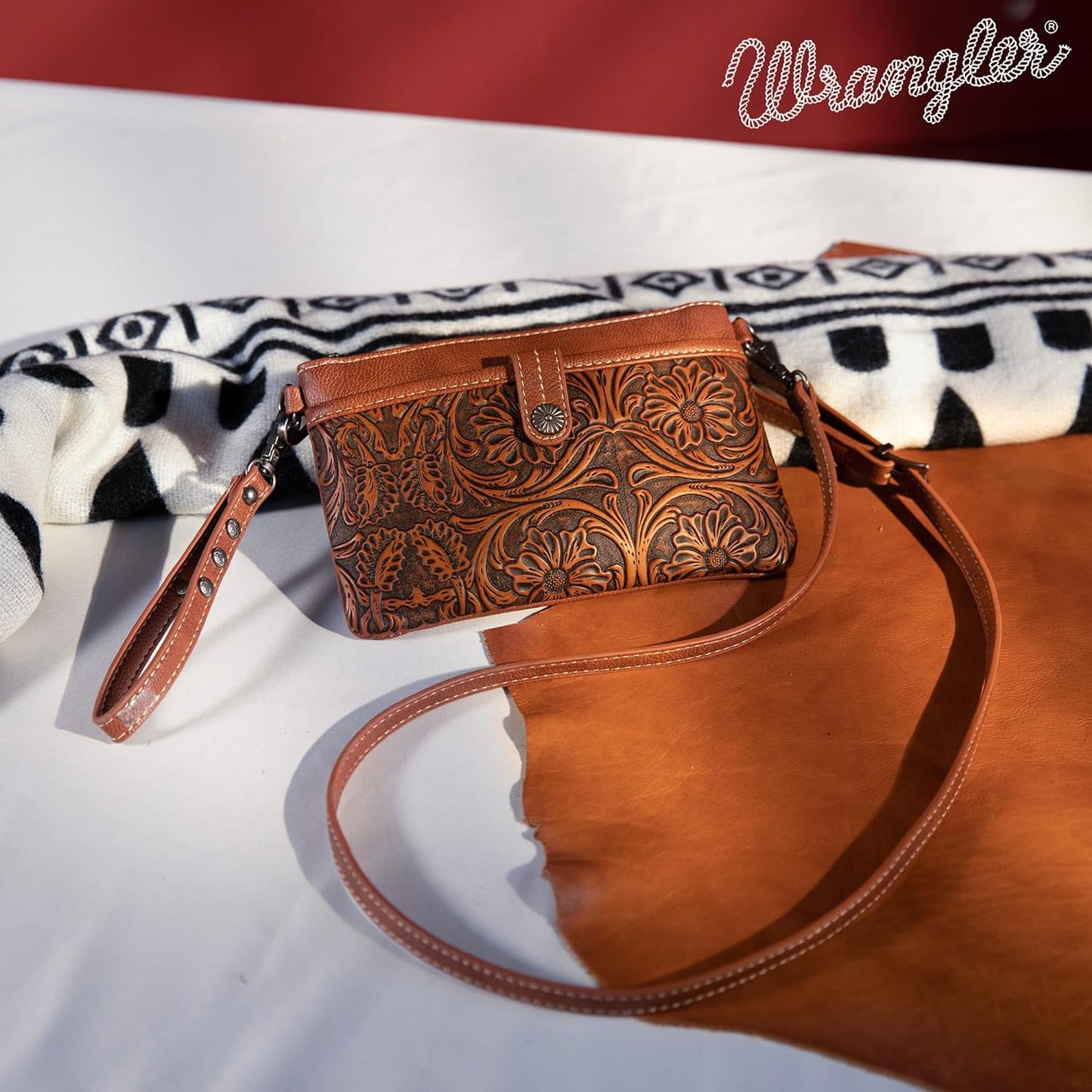 Wrangler Western Crossbody Bags for Women Clutch Wristlet Purse