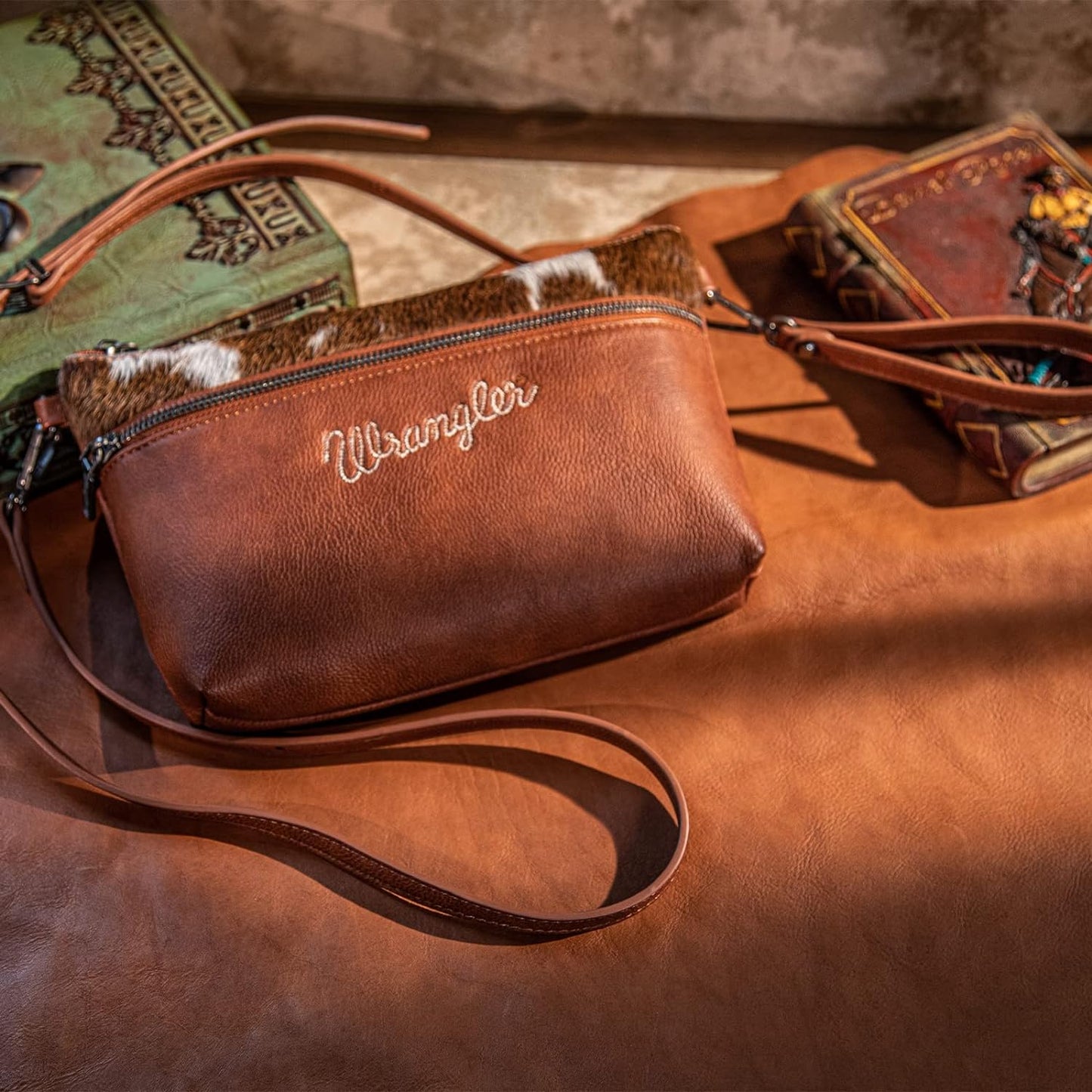 Wrangler Western Crossbody Bags for Women Clutch Wristlet Purse