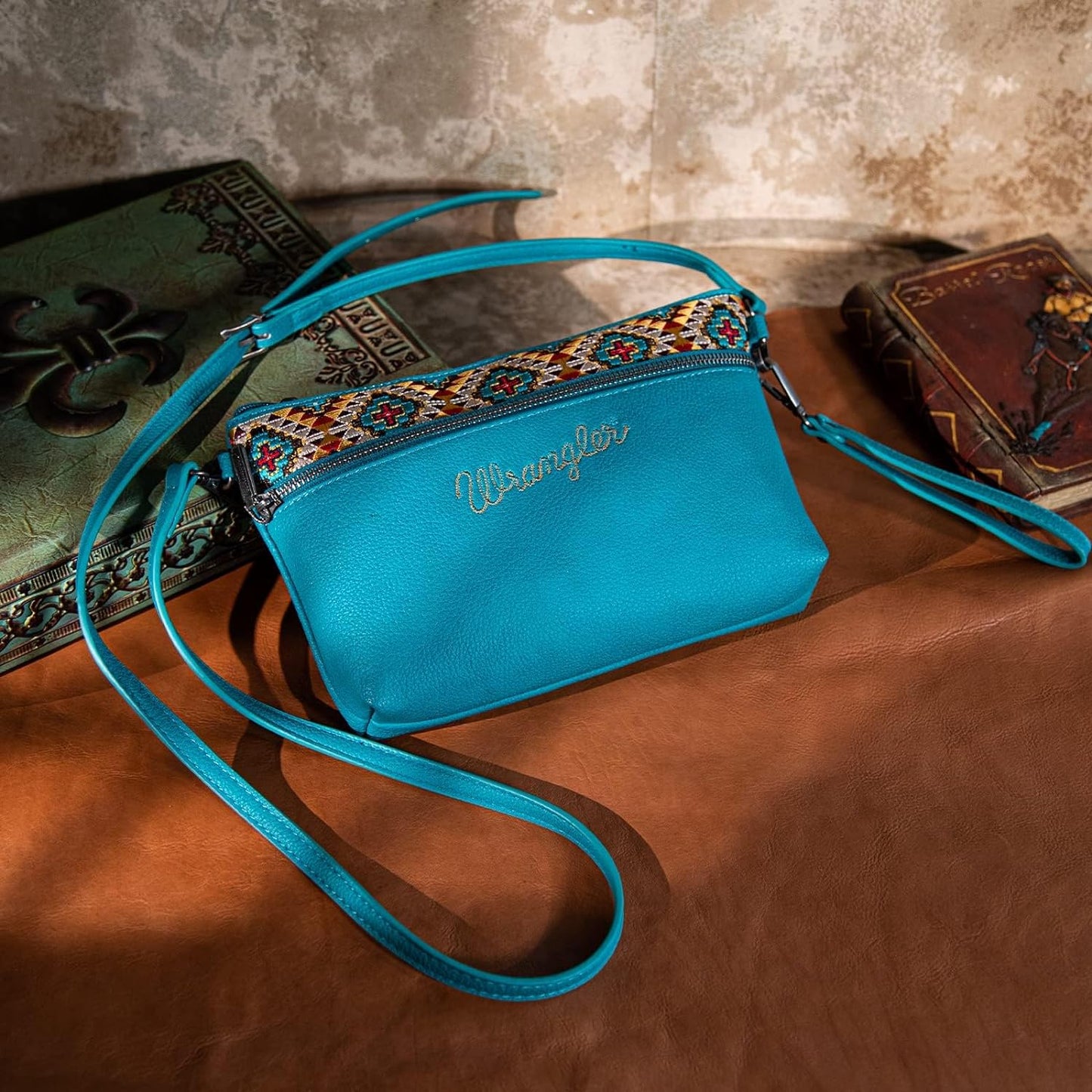 Wrangler Western Crossbody Bags for Women Clutch Wristlet Purse