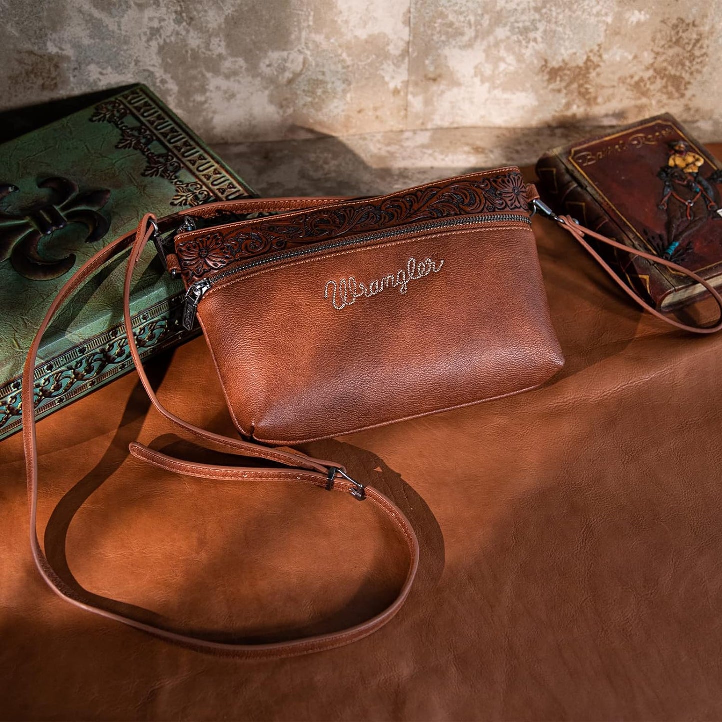 Wrangler Western Crossbody Bags for Women Clutch Wristlet Purse