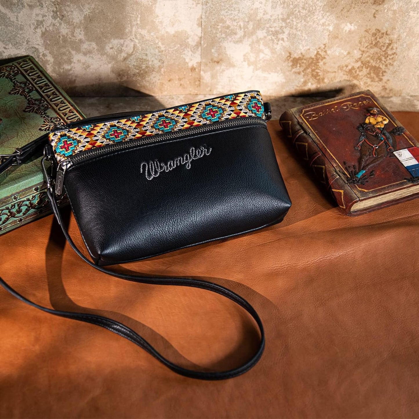 Wrangler Western Crossbody Bags for Women Clutch Wristlet Purse