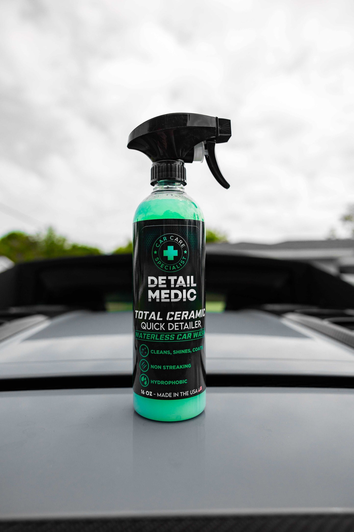 Benefits Ultimate Paint Sealant 50x Stronger Than Car Wax Creates A Diamond Like Shine Protects Against Water Spots Guards Against UV Damage Super Hydrophobic