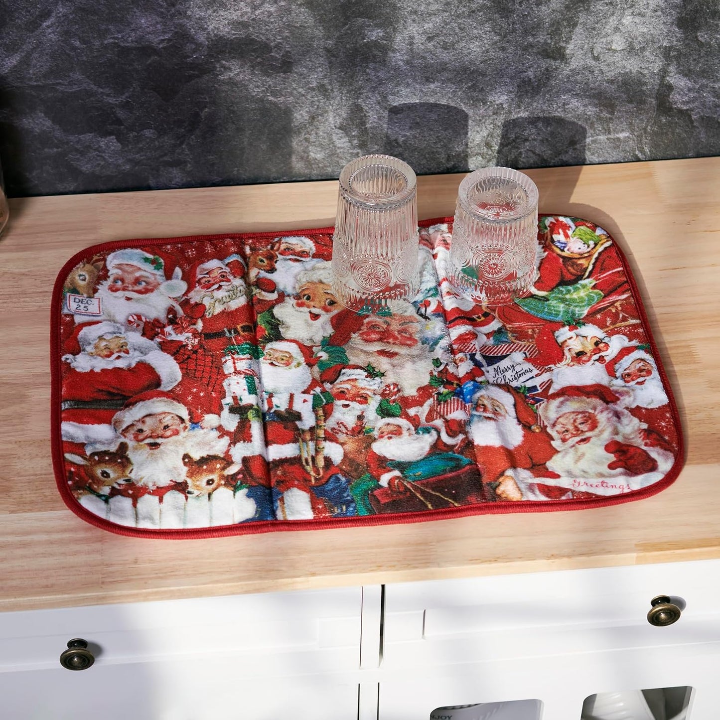 Primitives by Kathy Retro Santa Drying Mat